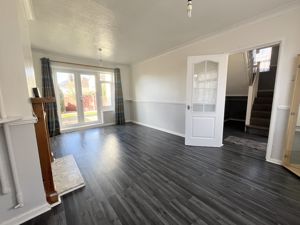 Lounge- click for photo gallery